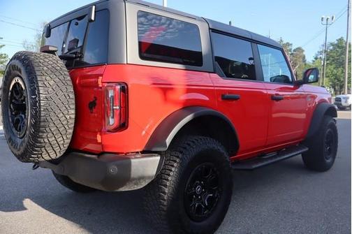 Race Red 2022 Ford Bronco Wildtrak