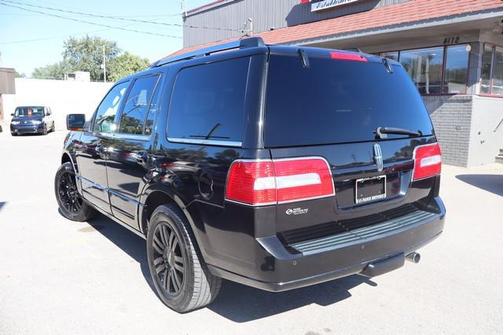 2012 Lincoln Navigator Base