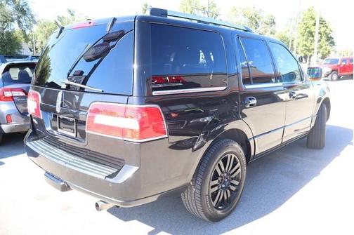 2012 Lincoln Navigator Base