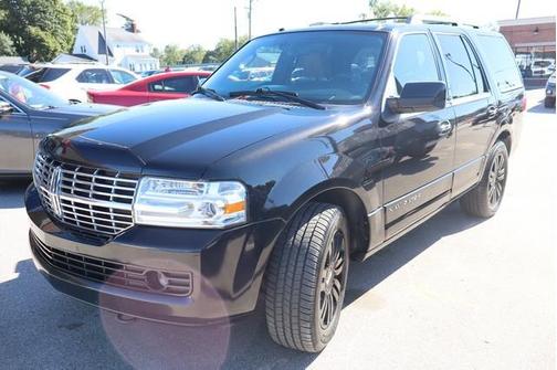2012 Lincoln Navigator Base