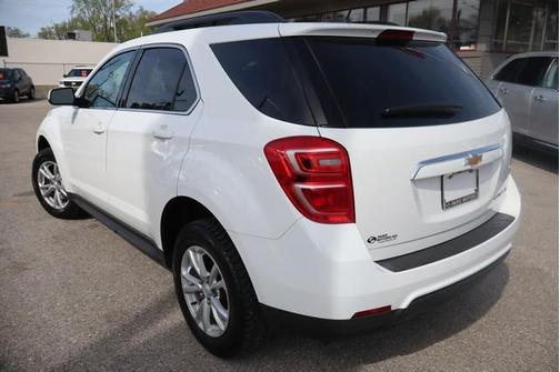 SILVER 2016 Chevrolet Equinox LT