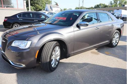 2019 Chrysler 300 Limited