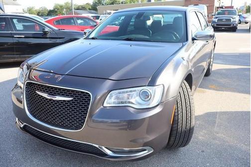 2019 Chrysler 300 Limited