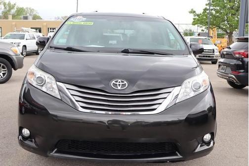 2015 Toyota Sienna XLE Premium