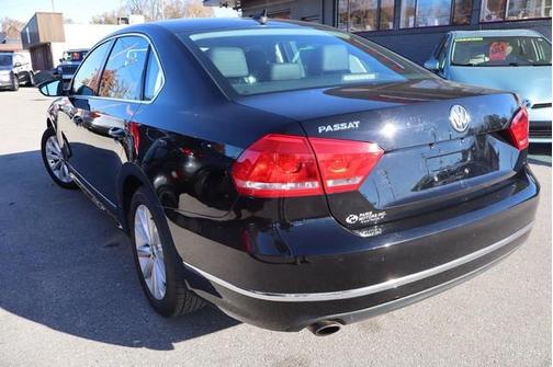 2012 Volkswagen Passat 2.5 SEL
