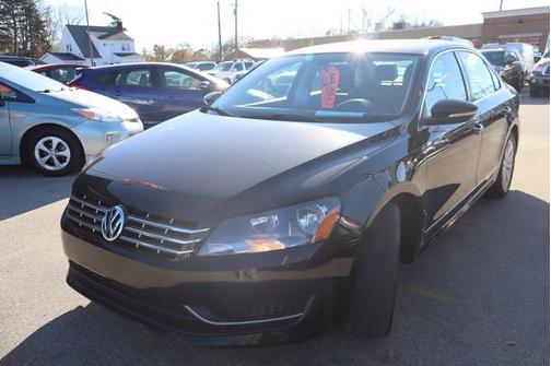 2012 Volkswagen Passat 2.5 SEL