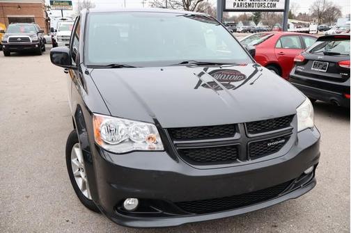 2012 Dodge Grand Caravan R/T