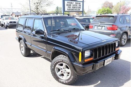 1998 Jeep Cherokee Sport 4WD