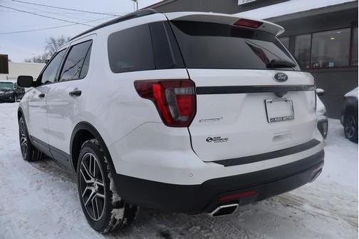 2017 Ford Explorer sport