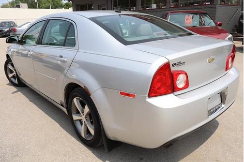 2011 Chevrolet Malibu 1LT