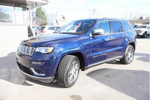 2017 Jeep Grand Cherokee Summit