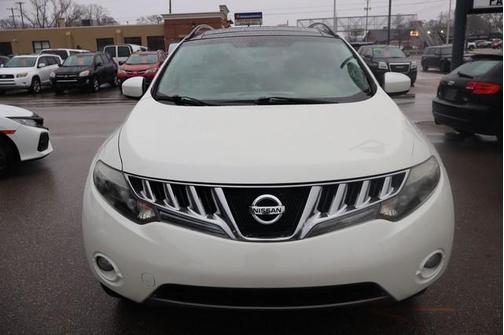 2009 Nissan Murano LE