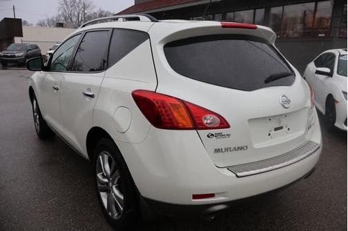 2009 Nissan Murano LE