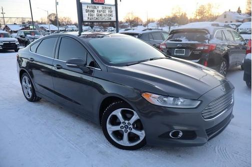 2015 Ford Fusion SE