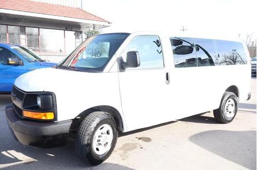 2013 Chevrolet Express 2500 Work Van