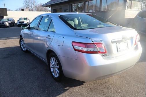 2011 Toyota Camry XLE