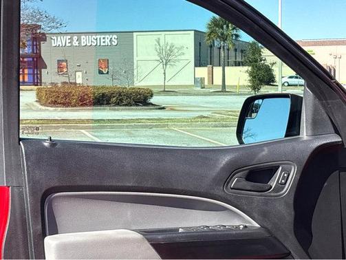 2020 Chevrolet Colorado WT