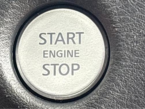 2022 Nissan Frontier PRO-X