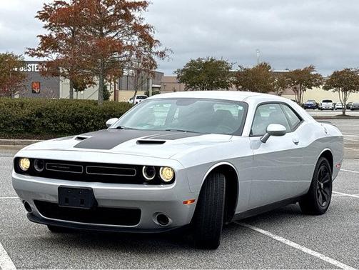 2023 Dodge Challenger SXT