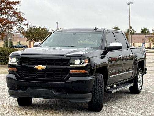 2018 Chevrolet Silverado 1500 Custom