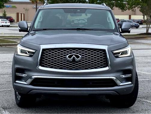 2021 INFINITI QX80 Luxe