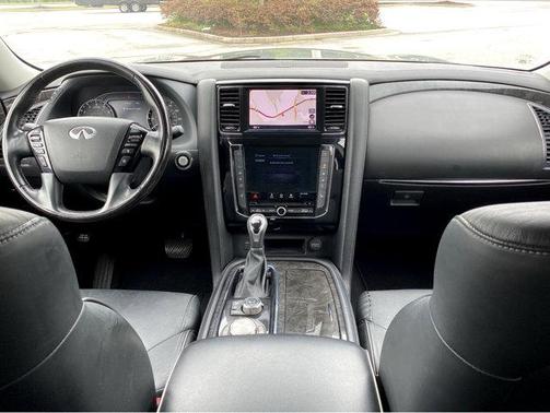 2021 INFINITI QX80 Luxe