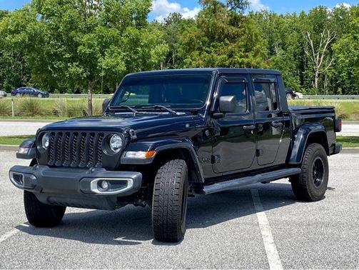 2022 Jeep Gladiator Sport