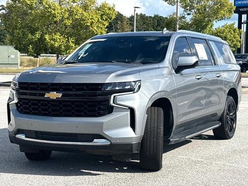 2023 Chevrolet Suburban LS