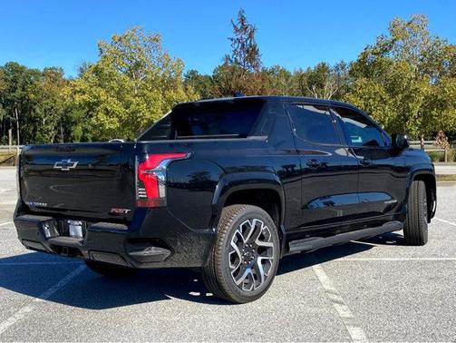 2024 Chevrolet Silverado EV RST