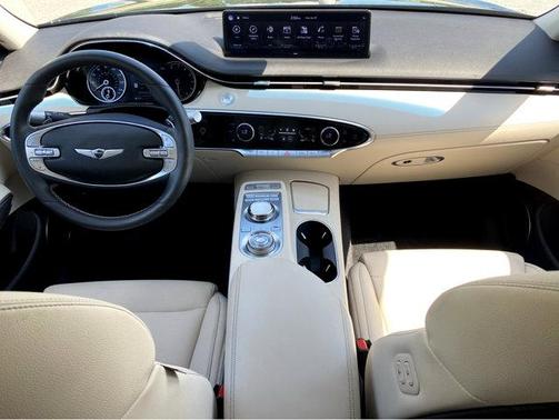 2025 Genesis GV70 2.5T