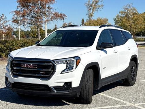2024 GMC Terrain AT4