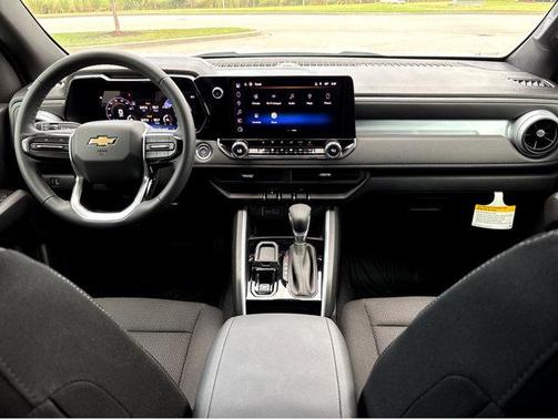 2025 Chevrolet Colorado LT