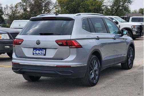 2023 Volkswagen Tiguan 2.0T SE