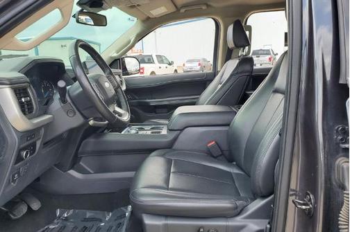 DARK MATTER PC 2024 Ford Expedition XLT