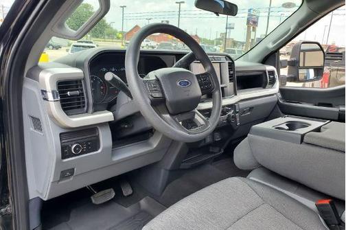 AGATE BLACK 2024 Ford F-250 XL