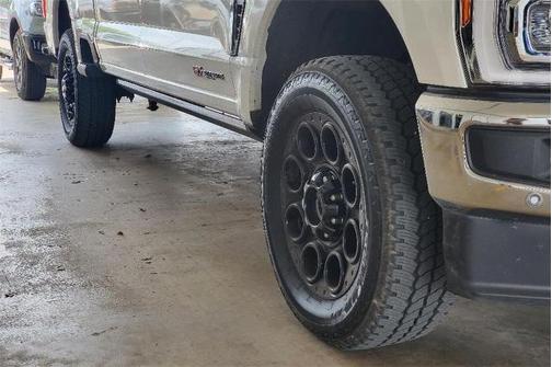2023 Ford F-250 LARIAT