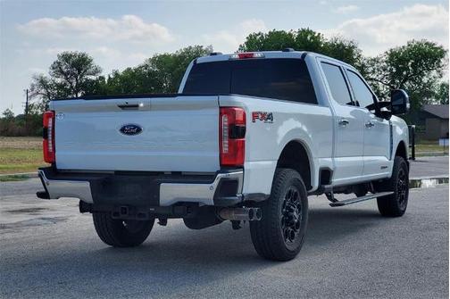 2023 Ford F-250 LARIAT
