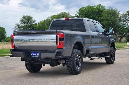 2024 Ford F-250 PLATINUM