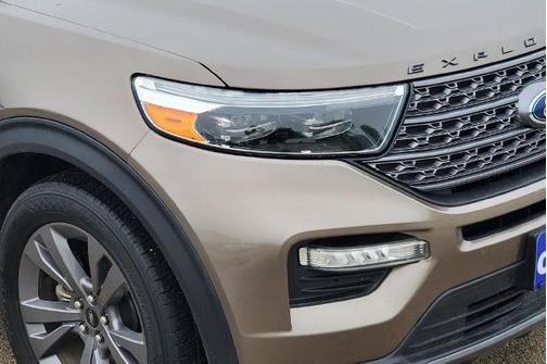 STONE GRAY METALLIC 2021 Ford Explorer XLT