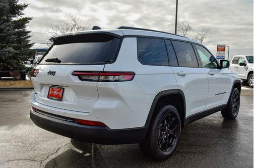 2025 Jeep Grand Cherokee L Laredo