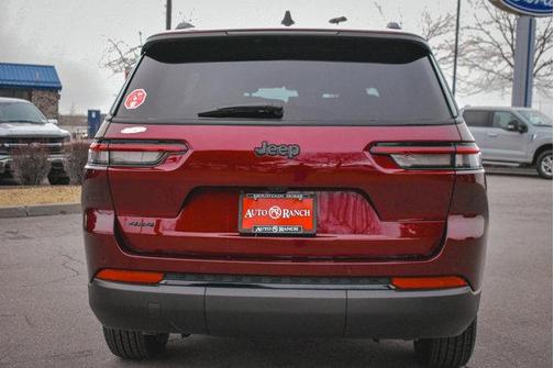 2025 Jeep Grand Cherokee L Laredo