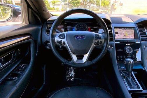 Ingot Silver 2014 Ford Taurus Limited