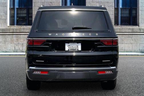 Diamond Black 2022 Jeep Wagoneer Series II