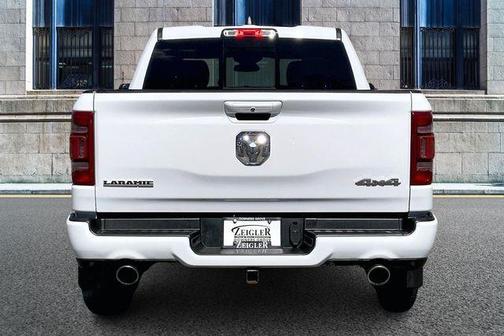 Bright White Clearcoat 2020 RAM 1500 Laramie