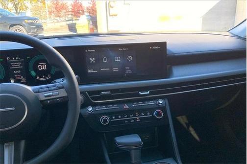 2025 Hyundai SONATA SE