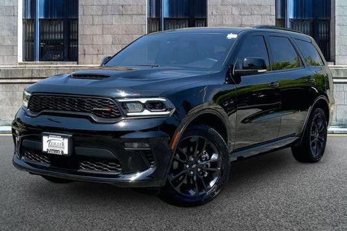 DB Black Crystal Clearcoat 2023 Dodge Durango GT