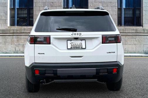 Bright White Clearcoat 2026 Jeep Cherokee LAREDO/LIMITED
