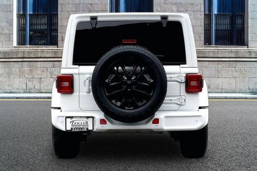 2022 Jeep Wrangler Unlimited Sahara High Altitude