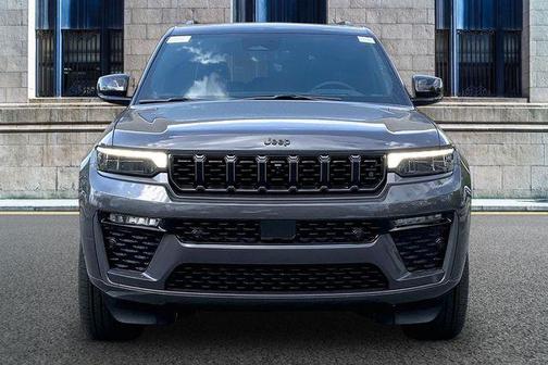Metallic 2026 Jeep Grand Cherokee Summit