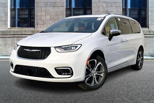 2026 Chrysler Pacifica Pinnacle